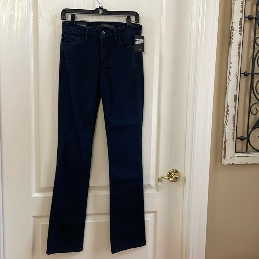 NWT Joe’s Jeans The Classic Bootcut Size 28